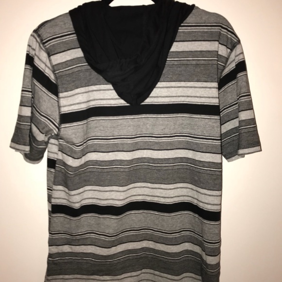 Banana Republic short sleeve hoodie - Picture 2 of 3